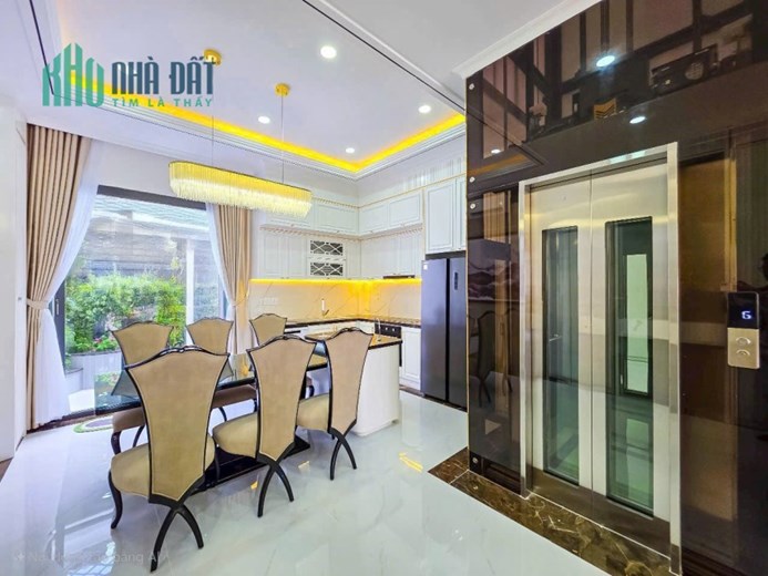Bán nhà 4 tầng thang máy mặt tiền Huỳnh Tấn Phát Nhà Bè – gần Phú Mỹ Hưng Quận 7