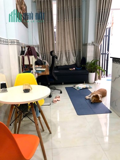 bán nhà 4x14 cấp 4 còn mới , gần huỳnh tấn phát nhà bè quận 7