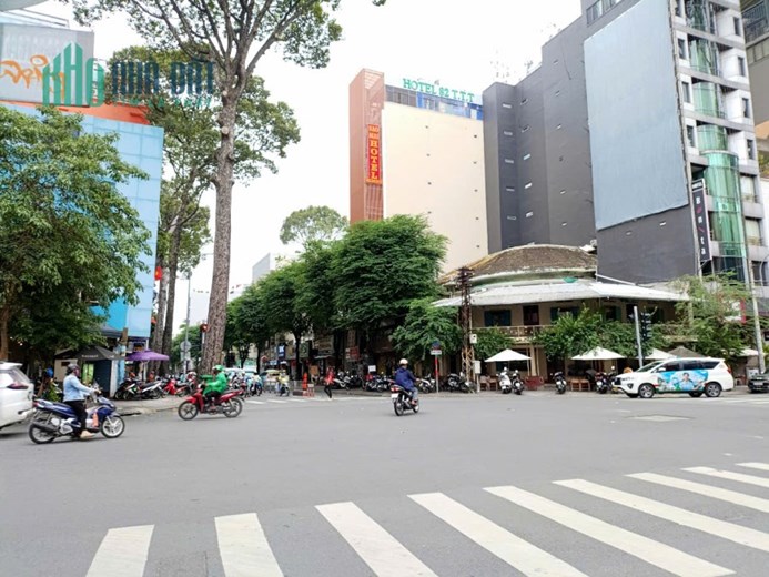 Bán nhà góc 2 mặt tiền 118 Bùi Thị Xuân hợp đồng thuê 4,5 tỷ/năm (còn trống 200m2)