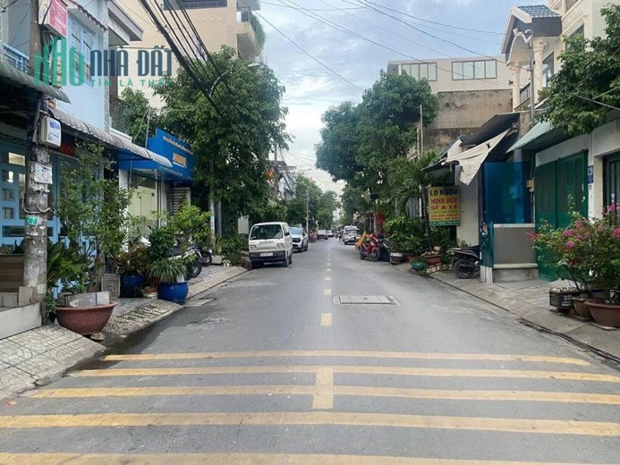 DUY NHẤT CĂN MẶT TIỀN - BÌNH TÂN GIÁP TÂN PHÚ - DIỆN TÍCH 75M2(4.02M X17.5M) SỔ HỒNG - NHỈNH 7 TỶ