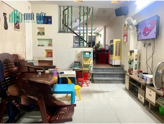 DUY NHẤT CĂN MẶT TIỀN - BÌNH TÂN GIÁP TÂN PHÚ - DIỆN TÍCH 75M2(4.02M X17.5M) SỔ HỒNG - NHỈNH 7 TỶ