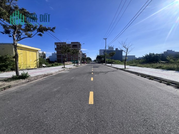🌟 CHỈ 7,2 TỶ - ĐẤT NAM HÒA XUÂN – ĐƯỜNG 10,5M, VỈA HÈ 5M, 107,5M² 🌟