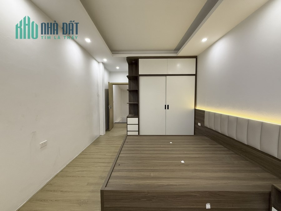 Bán nhà riêng 4,65 tỷ, 30m2 tại Trạm Trôi, Hoài Đức, Hà Nội , full nội thất, ô tô đỗ gần
