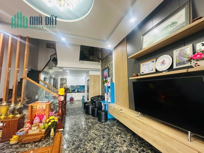 🌟 CHỈ 10,6 TỶ – SỞ HỮU NGAY NHÀ 3 TẦNG MẶT TIỀN ĐƯỜNG 29/3, HÒA XUÂN 🌟