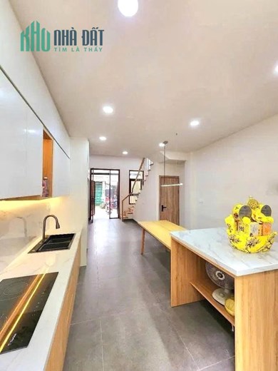 HẺM XE TẢI 7M – NHÀ 4 TẦNG KIÊN CỐ – 50M² VUÔNG VỨC – NGAY HƯƠNG LỘ 2 – GIÁP TÂN PHÚ – SỔ HỒNG