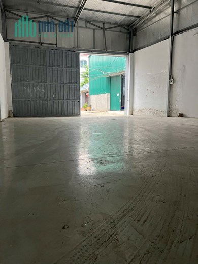 KHO, XƯỞNG 400m CHO THUÊ Tại.CỰ KHỐI. LONG BIÊN. HÀ NỘI