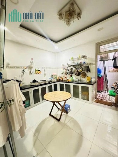 NHÀ BÁN - BÌNH TÂN  - SÁT TÂN PHÚ  - 4 X15M - 2 TẦNG - HẺM 6M - GIÁ 5 TỶ