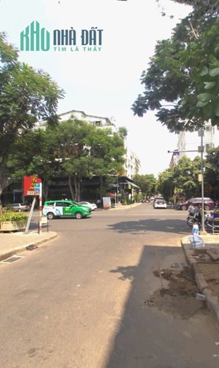Bán Nhà Khu Phố Hưng Phước, Phú Mỹ Hưng, Quận 7, 8x18.5m