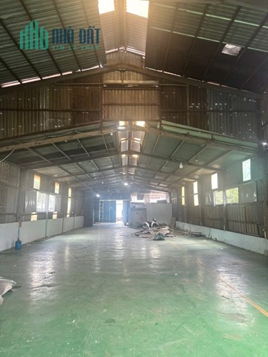 Kho xưởng 600m2 đường Bùi Công Trừng Hóc Môn cho thuê