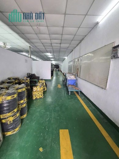 Kho xưởng cho thuê 1700m2 Thạnh Lộc Quận 12