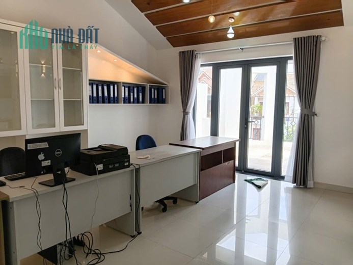Bán nhà biệt thự khu nam long, Trần Trọng Cung, Q7, 3 lầu, giá tốt