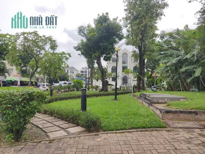 BÁN BIỆT THỰ KHU CẢNH ĐỒI MỸ QUANG – PHÚ MỸ HƯNG, QUẬN 7