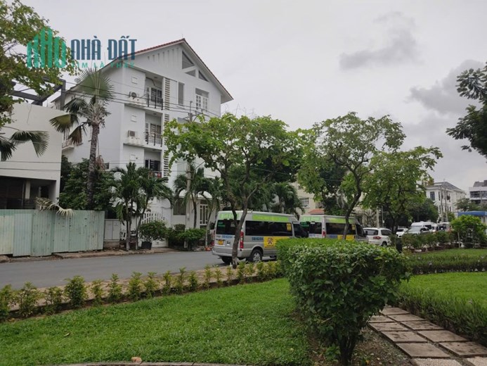 BÁN BIỆT THỰ KHU CẢNH ĐỒI MỸ QUANG – PHÚ MỸ HƯNG, QUẬN 7