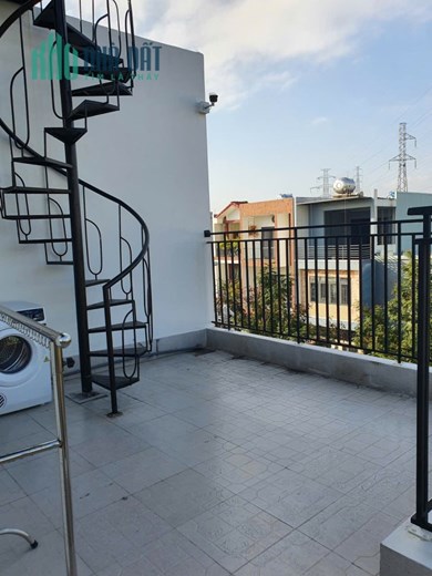18 tỷ/132m2, 3T 2 mặt tiềnTùng Thiện Vương, 4pn 5wc, 5 Phút ra Biển Mỹ Khê