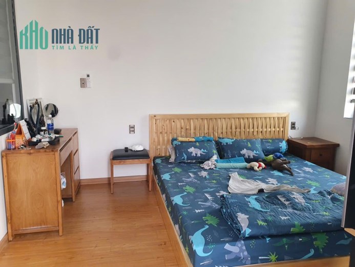 18 tỷ/132m2, 3T 2 mặt tiềnTùng Thiện Vương, 4pn 5wc, 5 Phút ra Biển Mỹ Khê