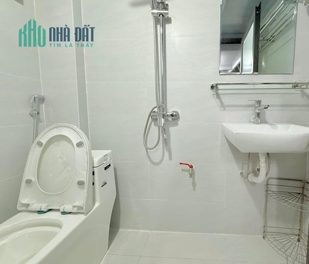 BOM TẤN THỤY PHƯƠNG - NHÀ CÓ SÂN CHƠI GẦN 1000M² - Ô TÔ ĐỖ, KINH DOANH DÒNG TIỀN 20TR/THÁNG