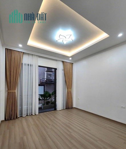 [HIẾM CÓ] Bán Nhà 6 Tầng, 11 Phòng KHÉP KÍN, đối diện HV Tài Chính, 20m Ra Ôtô.