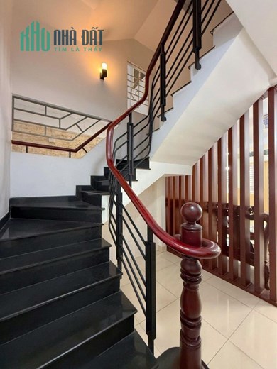 HẺM NHỰA XE HƠI THÔNG - KHU VIP BÀU CÁT - ĐỒNG ĐEN - 4 TẦNG BTCT - 78m2 (4.5m x 17.5m)