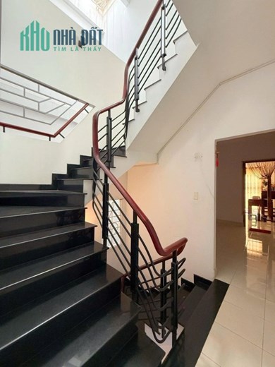 HẺM NHỰA XE HƠI THÔNG - KHU VIP BÀU CÁT - ĐỒNG ĐEN - 4 TẦNG BTCT - 78m2 (4.5m x 17.5m)