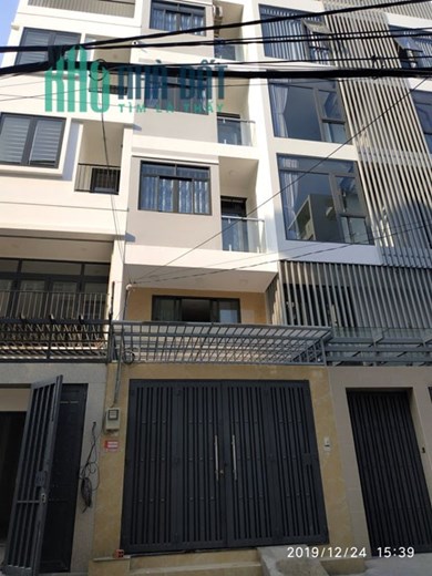 Cho nữ thuê Phòng trọ Q.Bình Thạnh, 25m2 mới đẹp, ban công, cửa sổ, hẻm 7m. Giá rẻ nhất khu này.