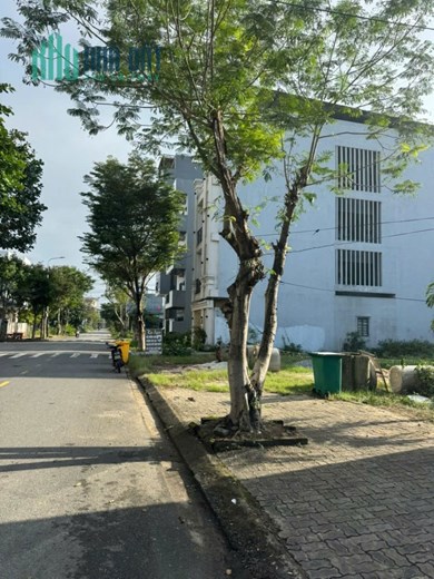 2 lô liền,197m2/18 tỷ, Đất đường  Nguyễn Xiển, Khuê Mỹ, NHSơn, Đ Nẵng, Sát Biển.