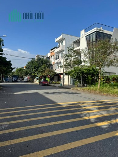 351m2/46 tỷ.Đất Biệt Thự,2 M tiền, đường Đoàn Khuê và Xuân Quỳnh.sát Sông Hàn,Đà Nẵng.