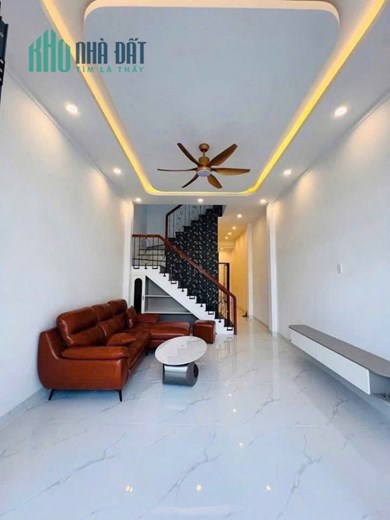 Nhà 4x20m cách đuờng Lê Thị Hồng Gấm 70m, phuờng 6, TP.Mỹ Tho, Tiền Giang. 