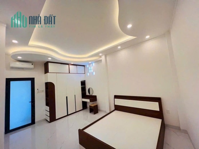 Nhà 4x20m cách đuờng Lê Thị Hồng Gấm 70m, phuờng 6, TP.Mỹ Tho, Tiền Giang. 