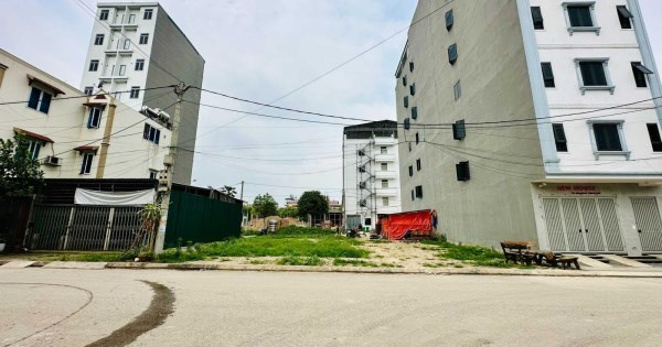 BÁN ĐẤT HOÀ LẠC, TRUNG TÂM CNC, KHU TĐC VAI RÉO,VIEW HỒ, TRỤC CHÍNH KD, HÀNG XÓM METROCITY