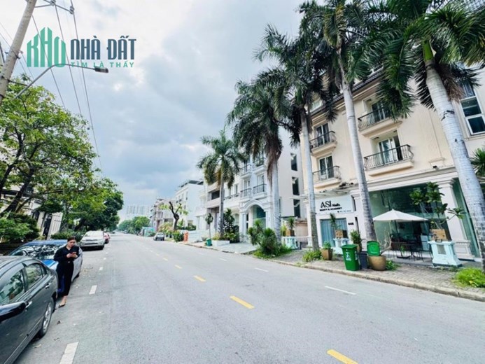 Bán biệt thự Khu Nam Thông 3 - Quận 7 đang có hợp đồng thuê sẵn