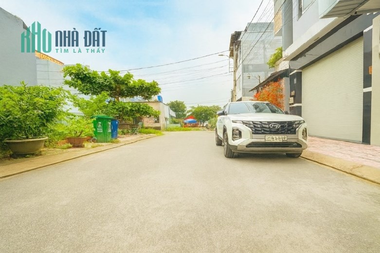 NHÀ  5 TẦNG-DT SÀN HƠN 208M2,HXH NGAY LÊ VĂN VIỆT-HOÀNG HỮU NAM,Q9  6TỶ9