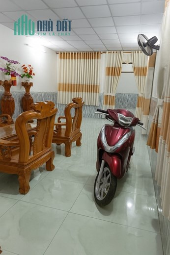 NHÀ HIẾM 2 MẶT ĐƯỜNG TRƯỚC-SAU, NGANG 6M, DT: 94M2 HXH HOÀNG HỮU NAM,,QUẬN 9 CHỈ 5TỶ5.
