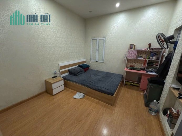 Hàng Buồm 1 NHÀ RA PHỐ, KINH DOANH – 3 tầng 30m chỉ 8.3 tỷ - MẶT TIỀN RỘNG, SĐCC