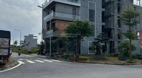 BÁN ĐẤT HOÀ LẠC, TĐC PHÚ CÁT, Ô TÔ TRÁNH VỈA HÈ, 100M2, ĐỐI ĐIỆN ĐHQG, ĐH FPT, SÁT METRO