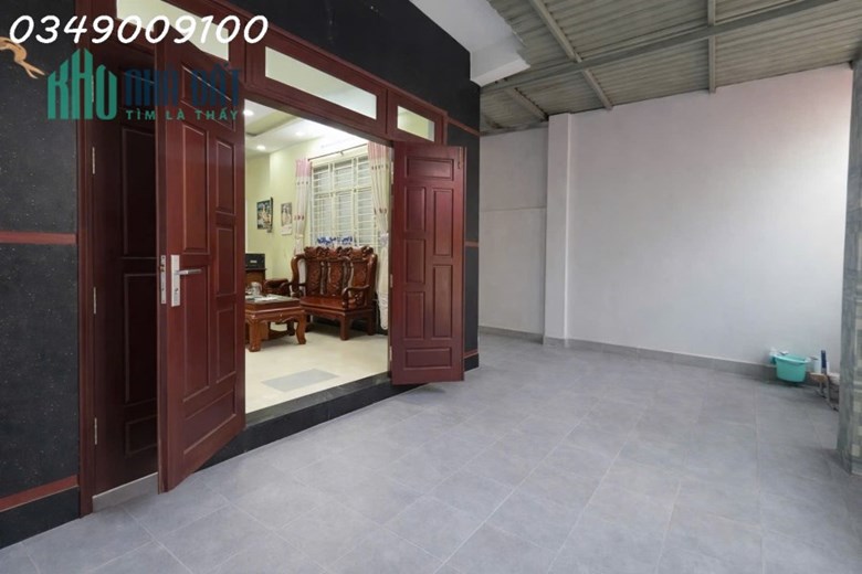 CHỈ 6,9 TỶ SỞ HỮU DT:106M2-NHÀ 3 TẦNG-HXH NGUYỄN VĂN TĂNG,Q9