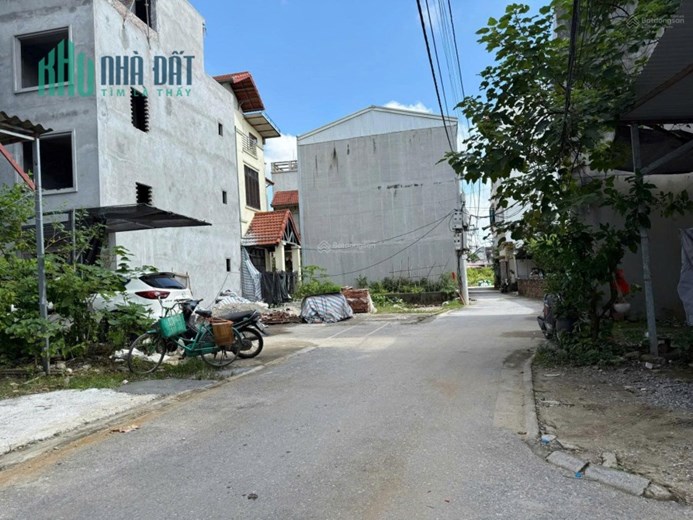 BÁN ĐẤT HOÀ LẠC, SÁT QUỐC LỘ 21, TĐC PHÚ CÁT, Ô TÔ TRÁNH, ĐỐI DIỆN METRO CITY HOÀ LẠC