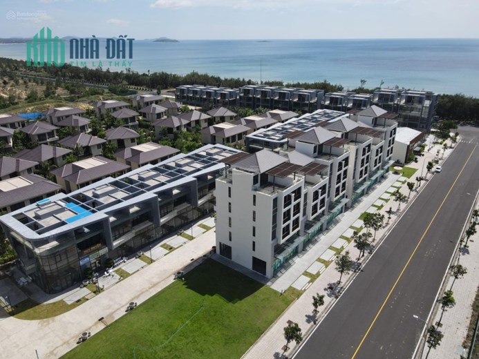 Bán nhà phố thương mại sổ hồng sẵn ngay mặt biển Tuy Hoà giá chỉ 25tyx vào kinh doanh ngay