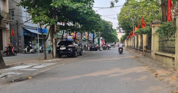 BÁN ĐẤT HOÀ LẠC, SÁT QUỐC LỘ 21, ĐỐI DIỆN ĐH FPT, ĐHQG, Ô TÔ TRÁNH, 100M2, MT7, TRỤC CHÍNH