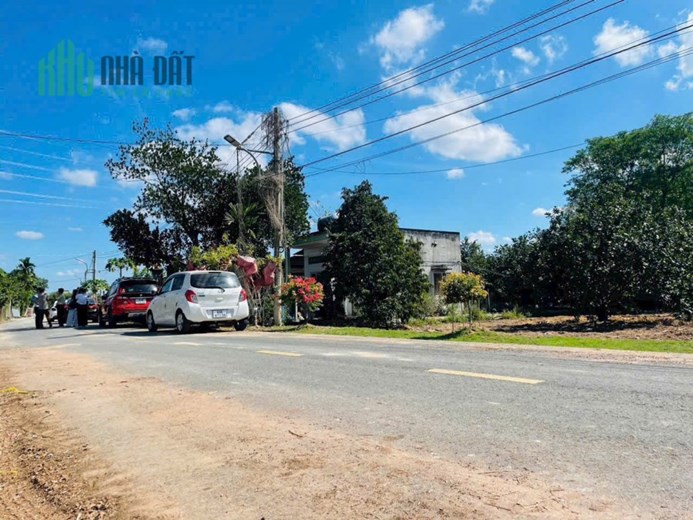 Bán 250m2 đất vườn bưởi có thổ cư giá 950tr ngay Bình Dương.