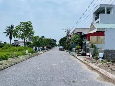 CỰC HÓT, CHƯA TỚI500 TRIỆU, ĐẤT THỔ CƯ 100%, PHÂN LÔ Ô TÔ TRÁNH, TT THỊ TRẤN, KD SẦM UẤT