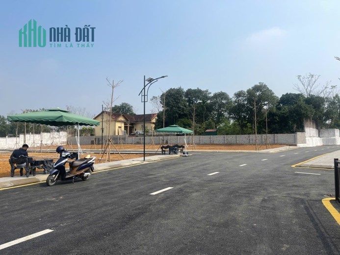BÁN ĐẤT HOÀ LẠC, PHÚ CÁT, PHÂN LÔ Ô TÔ TRÁNH, TRỤC CHÍNH KINH DOANH, ĐỐI DIỆN ĐH FPT, ĐHQG.
