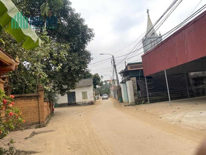 BÁN ĐẤT HOÀ LẠC, VIEW HỒ, NGAY NGÃ BA CHỢ HOÀ LẠC, CÁCH ĐH FPT 2KM, ĐHQG 2KM, QL 21 400M.