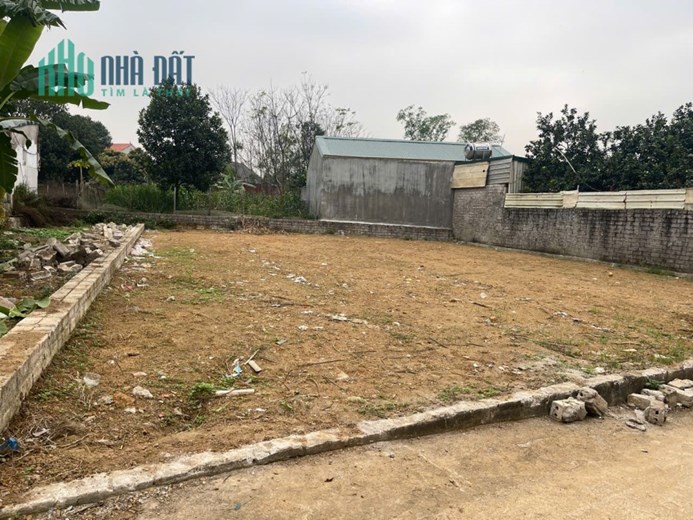 BÁN ĐẤT HOÀ LẠC, VIEW HỒ, NGAY NGÃ BA CHỢ HOÀ LẠC, CÁCH ĐH FPT 2KM, ĐHQG 2KM, QL 21 400M.