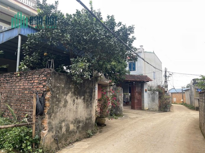 BÁN ĐẤT HOÀ LẠC, VIEW HỒ, NGAY NGÃ BA CHỢ HOÀ LẠC, CÁCH ĐH FPT 2KM, ĐHQG 2KM, QL 21 400M.