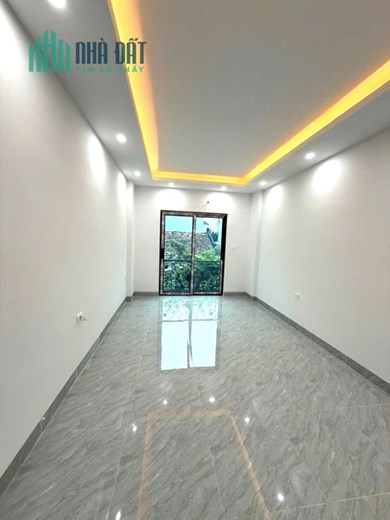 NHÀ 5 TẦNG XÂY MỚI LIÊN MẠC – THƯỢNG CÁT, BẮC TỪ LIÊM  2 THOÁNG TRƯỚC SAU  CÁCH Ô TÔ TRÁNH 10M  HƠN