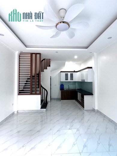 BÁN NHÀ THƯỢNG CÁT BẮC TỪ LIÊM  NHÀ 5 TẦNG XÂY MỚI  37M²  HƠN 5 TỶ
