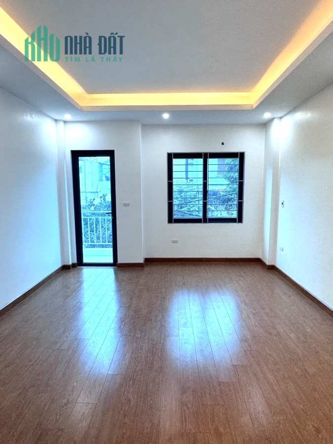 BÁN NHÀ THƯỢNG CÁT BẮC TỪ LIÊM  NHÀ 5 TẦNG XÂY MỚI  37M²  HƠN 5 TỶ