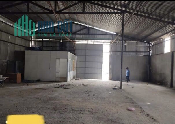 Cho thuê MB kho xưởng 400m2 ngã tư Ga Quận 12
