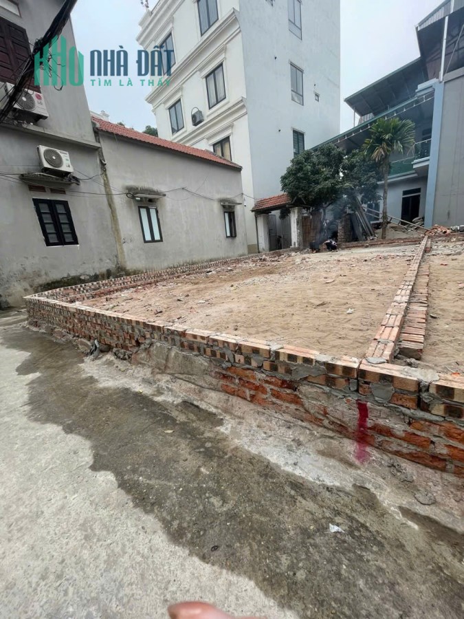 Bán đất Hoà Lạc, TĐC Hoà Lạc, đối diện hv Tài Chính, đh FPT, đhqg, cách metro 500m, kd sầm uất .