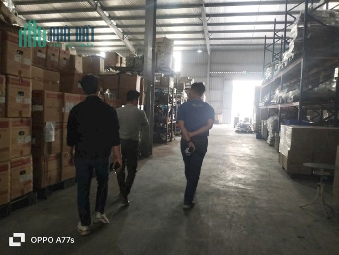 CHO THUÊ 8,000M KHO, XƯỞNG MỚI Tại ĐT 379 YÊN MỸ. HƯNG YÊN. CÓ PCCC TỰ ĐỘNG
